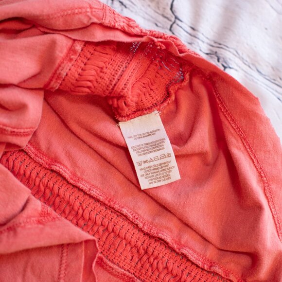 Free People Gold Coast Henley Top Lace Buttoned Blouse Washed Red Coral Size SP - Picture 10 of 12
